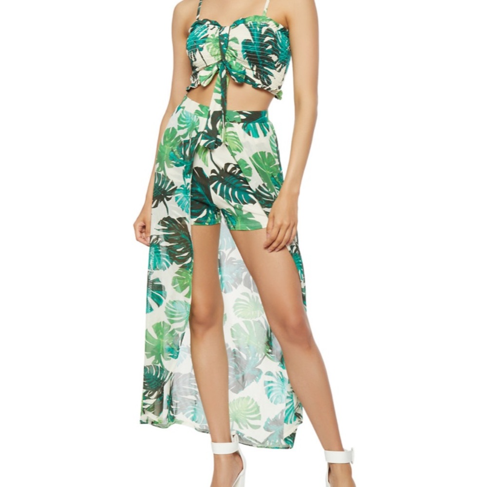 2 piece Tropical Leaf Print shorts & bralette set